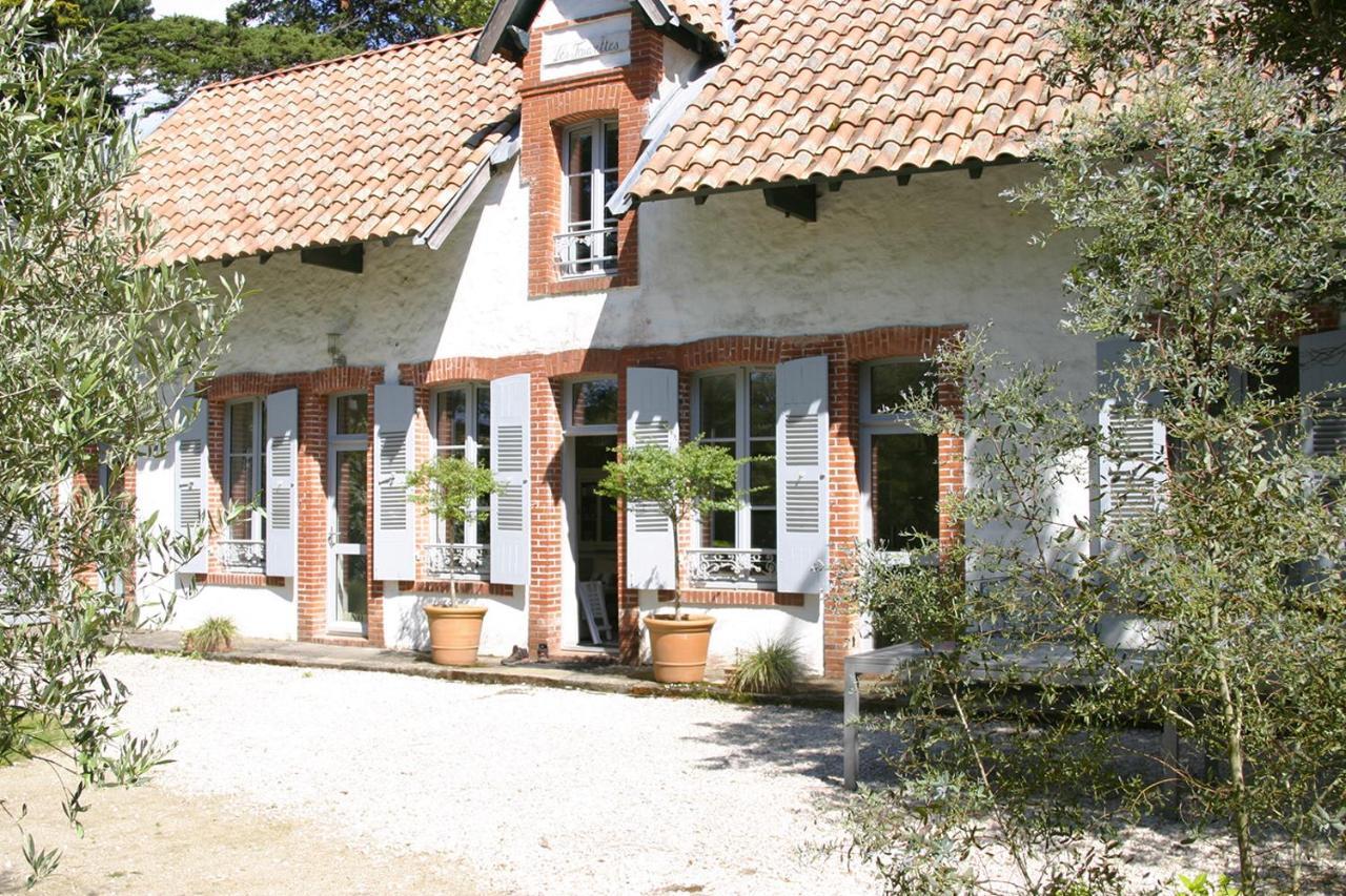 Villa Traditionnelle Pour 8 - 550M De La Plage 누아르무티에 앙 릴 외부 사진